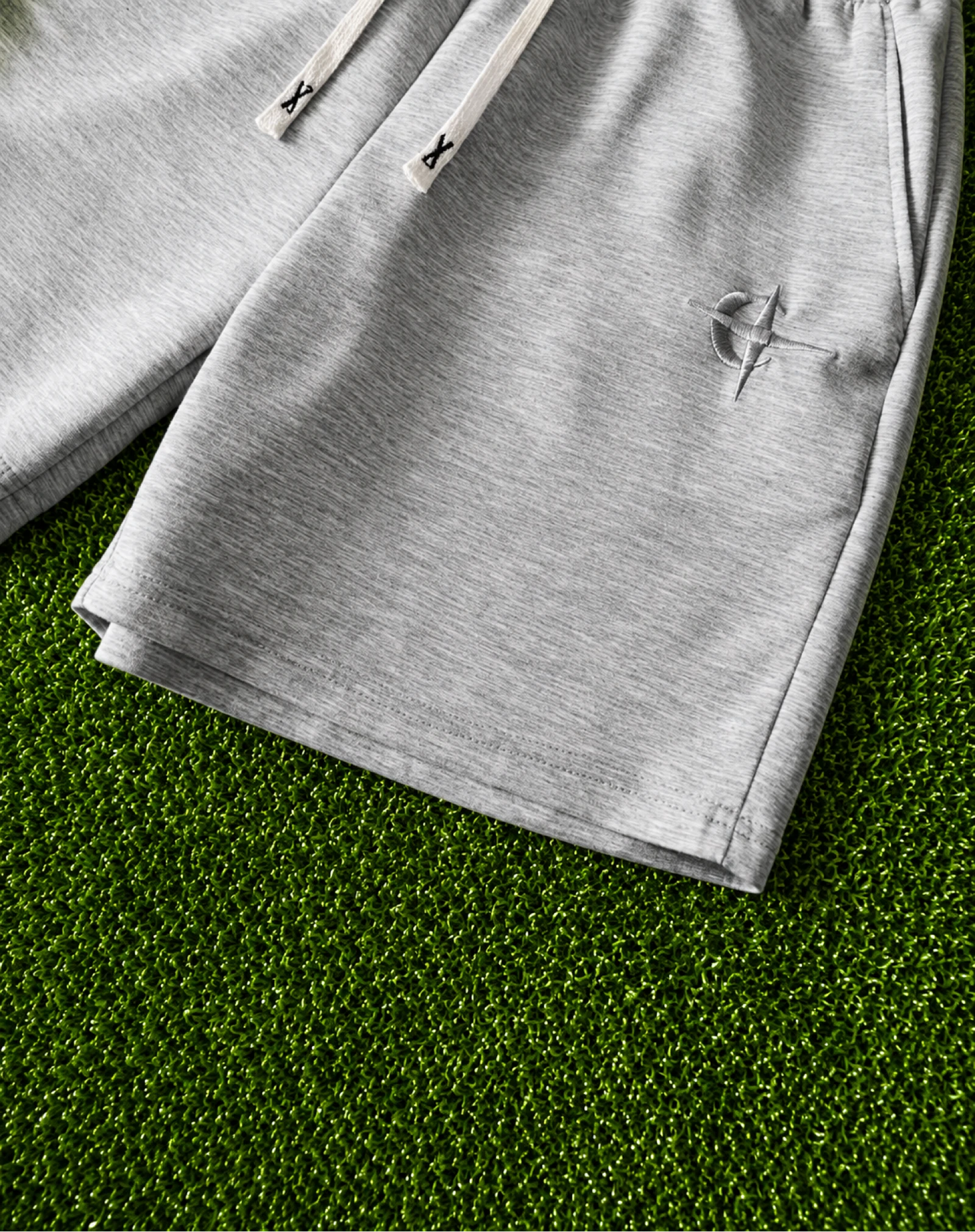 Y2K Grey New Never Worn Short and T-shirt Set Size S – photo 4
